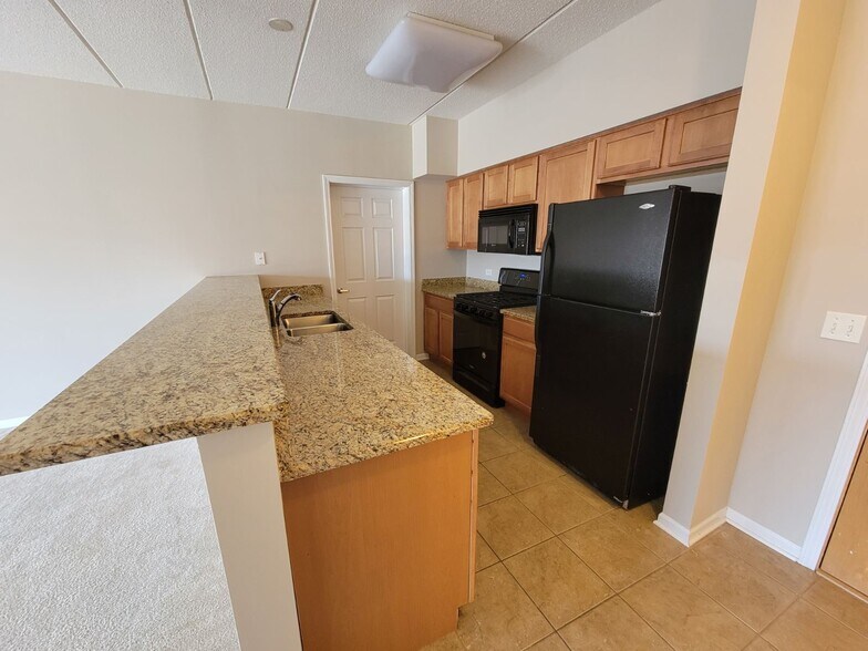 Building Photo - 3501 Wellington Ct