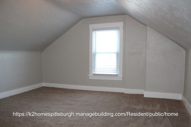 Building Photo - 512 Giffin Ave