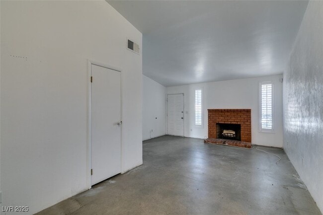 Building Photo - 1803 Discus Dr