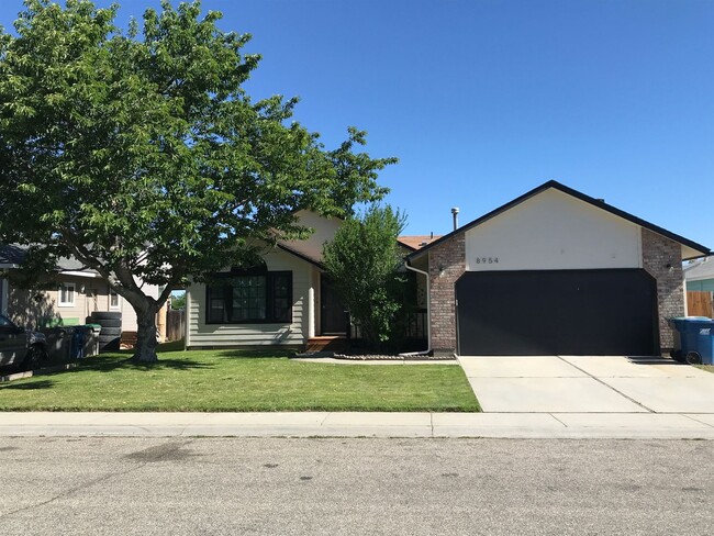 Primary Photo - West Boise 3 bedroom, 2 bath home for rent