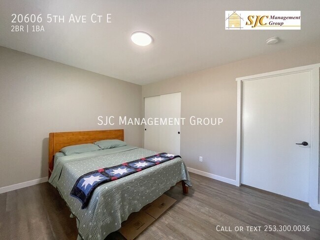 Building Photo - 20606 5th Ave Ct E