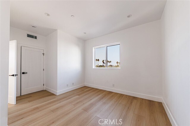 Building Photo - 13461 Beach Ave