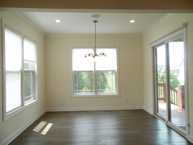 Building Photo - 2331 Coroneo Ln