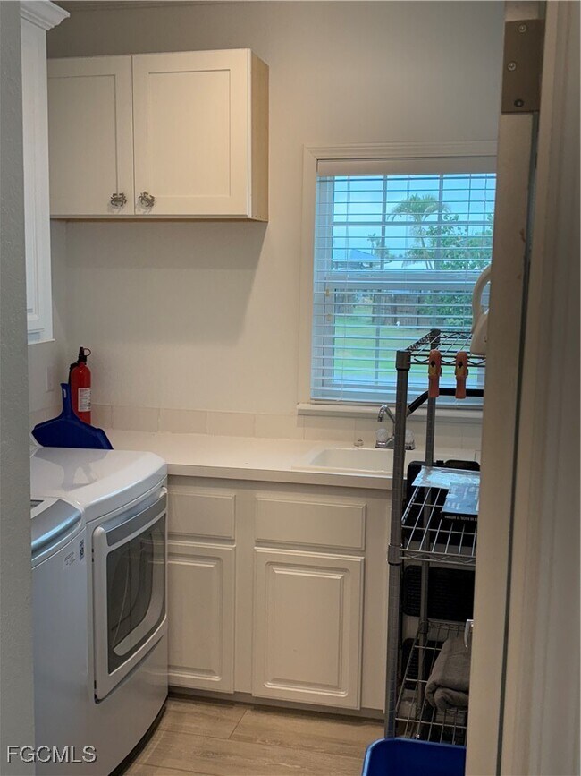 Building Photo - 2642 York Rd