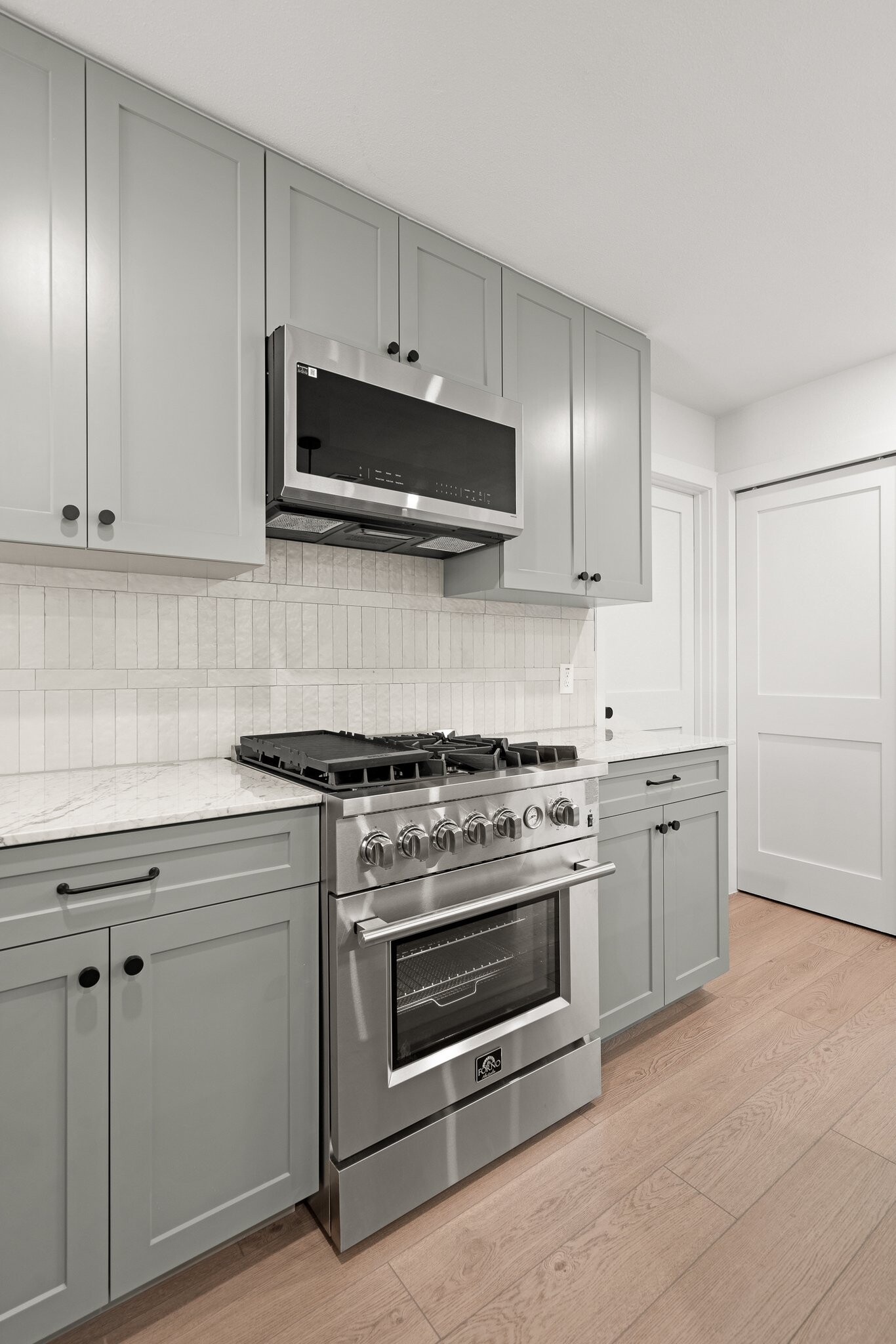 Building Photo - 404 Arbor Ln