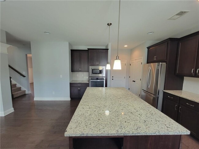 Building Photo - 3218 Leyden Ct
