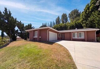Building Photo - 7365 Pomelo Dr