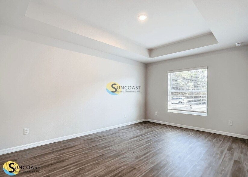 Building Photo - 17389 Tyler Ave