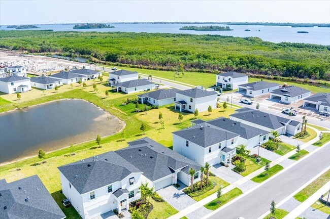 Building Photo - 3527 Angler Dr