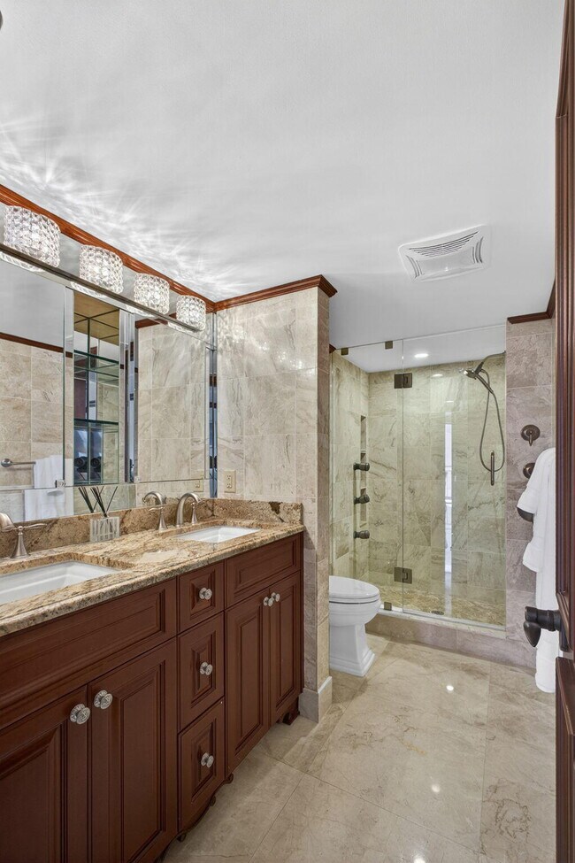 Building Photo - 3400 N Ocean Dr