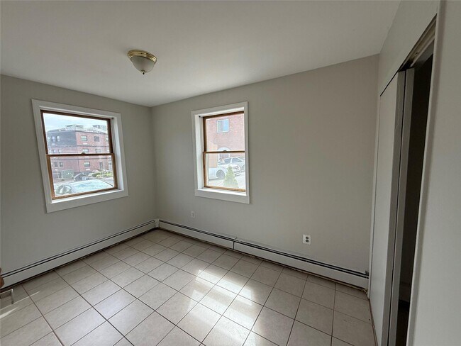 Building Photo - 306 High Ave