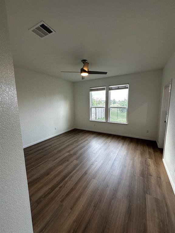 Building Photo - 216 Martha Dr