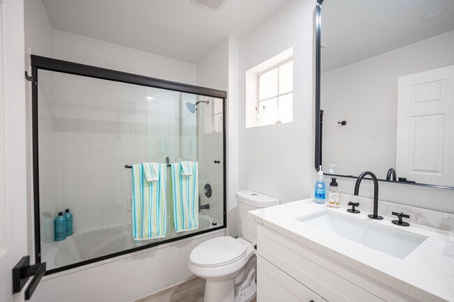 Building Photo - Sun CIty Summerlin 55+, Highly Upgraded, S...