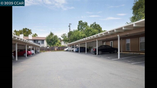 Building Photo - 1919 Ygnacio Valley Rd