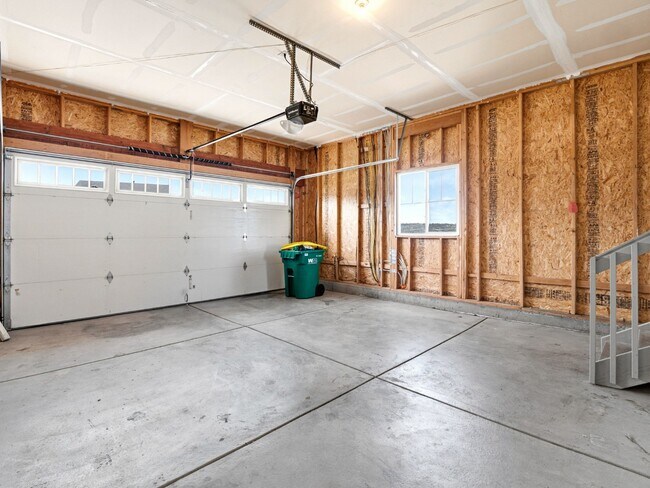 Building Photo - 1135 Bonnyton Pl