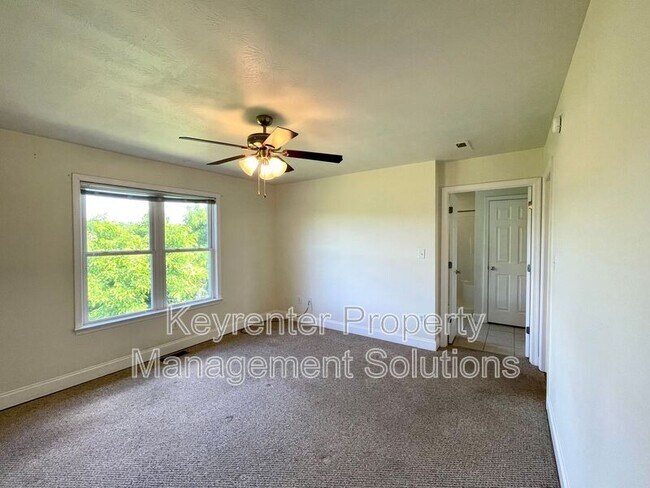 Building Photo - 38 Enchanted View Cir