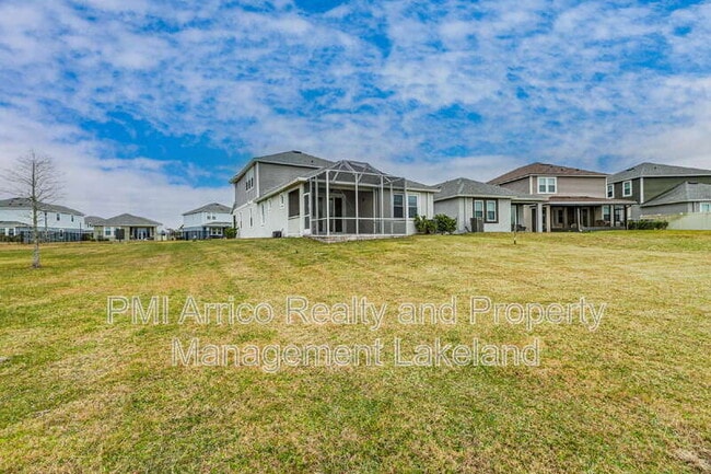 Building Photo - 2609 Village Lakes Blvd