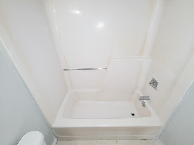 Building Photo - 17706 Glenhagen Ct