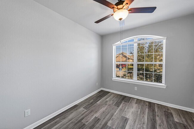 Building Photo - 4946 Hitchings Ct