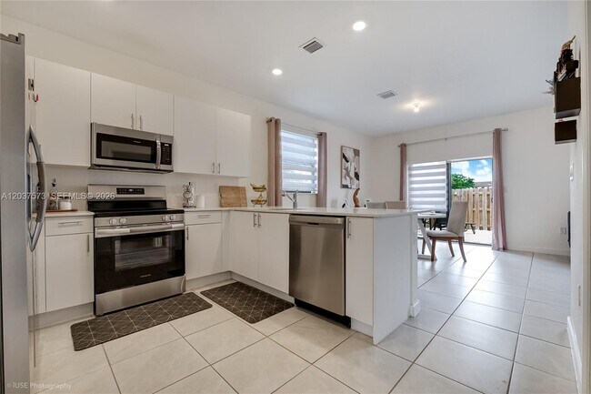 Building Photo - 23105 SW 128th Pl