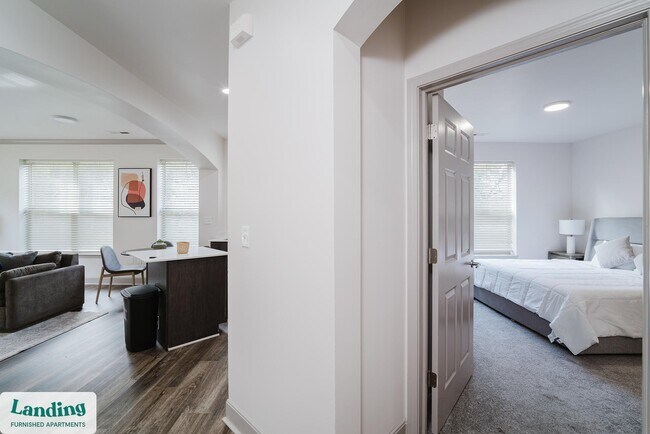 Building Photo - 3031 Eden Ave