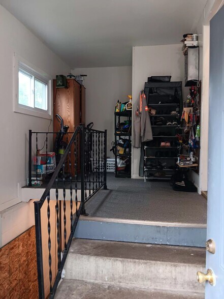Mudroom - 2016 N 12th St