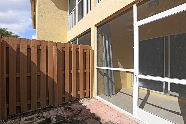 Building Photo - 4259 Bellasol Cir