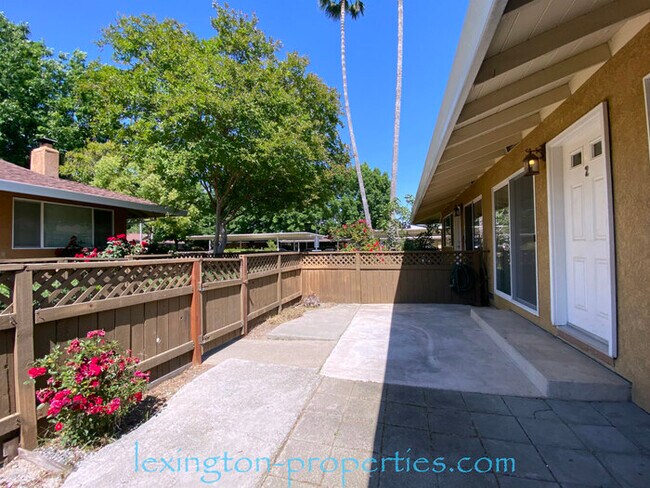Building Photo - 5011 Bremner Way
