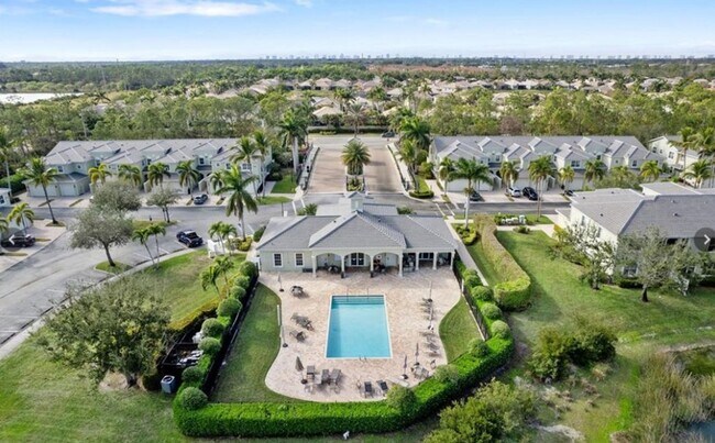 Building Photo - MARIPOSA ** SEASONAL (90 DAY MINIMUM STAY)...