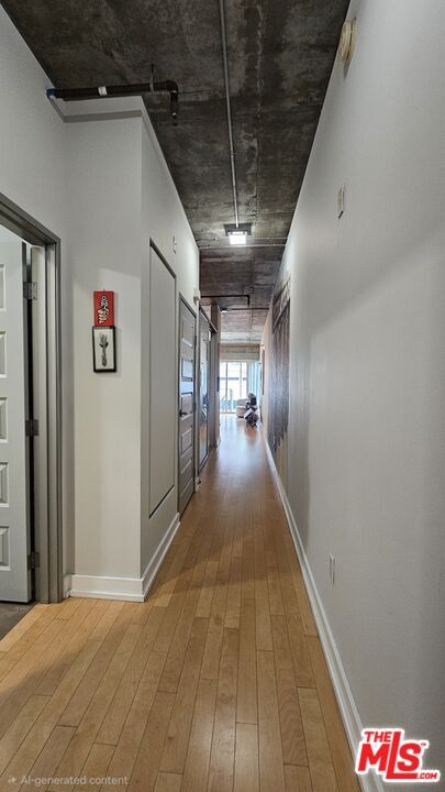 Building Photo - 645 W 9th St