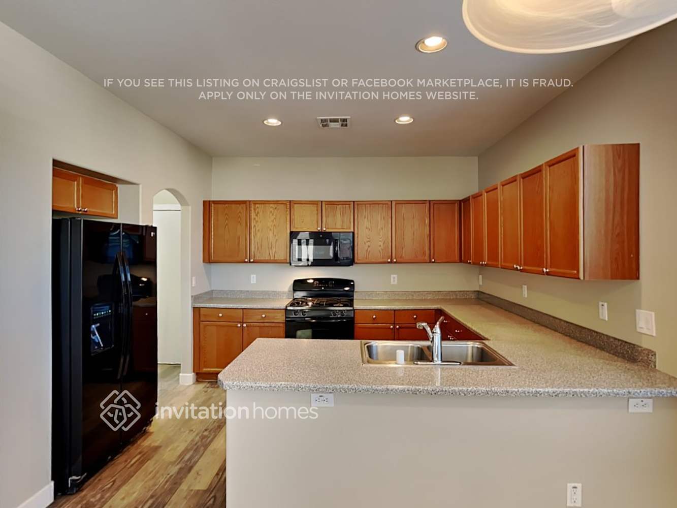 Building Photo - 9105 Doane Ave