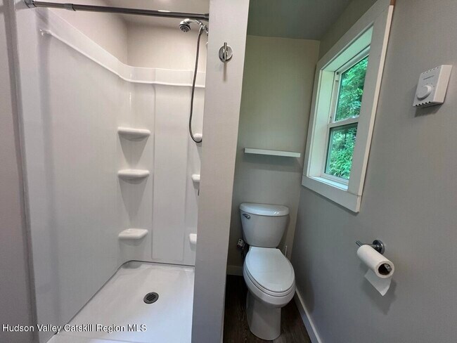 Building Photo - 7 Pohndorf Dr