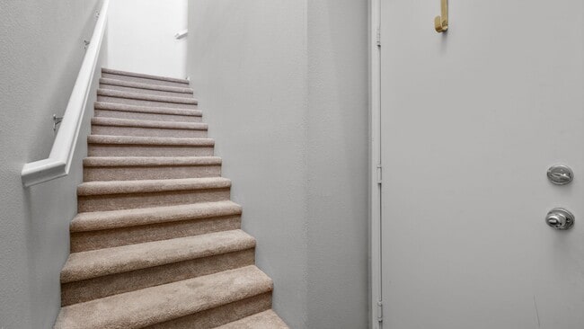 Building Photo - Beautiful 2-Bedroom, 2-Bathroom Condo with...