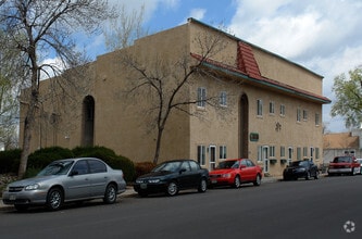 Building Photo - Sunburst Apartments