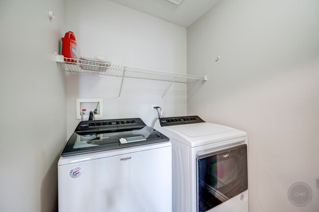 Building Photo - 3933 Granite Ct