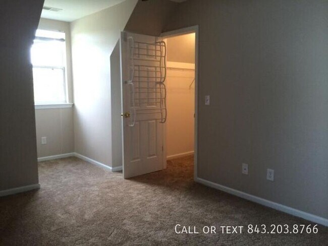 Building Photo - 2316 Kings Gate Ln