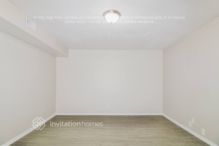 Building Photo - 5965 Brud Dr