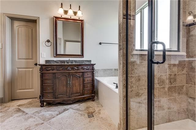 Building Photo - 3117 Clear Springs Dr