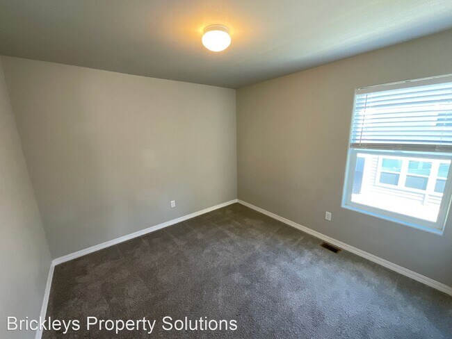 Building Photo - 3 br, 2.5 bath House - 4615 Gneiss Loop
