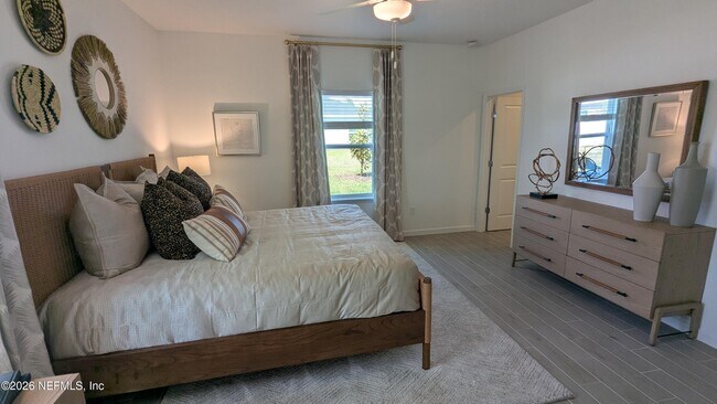 Building Photo - 15615 Thomas Crk Wy