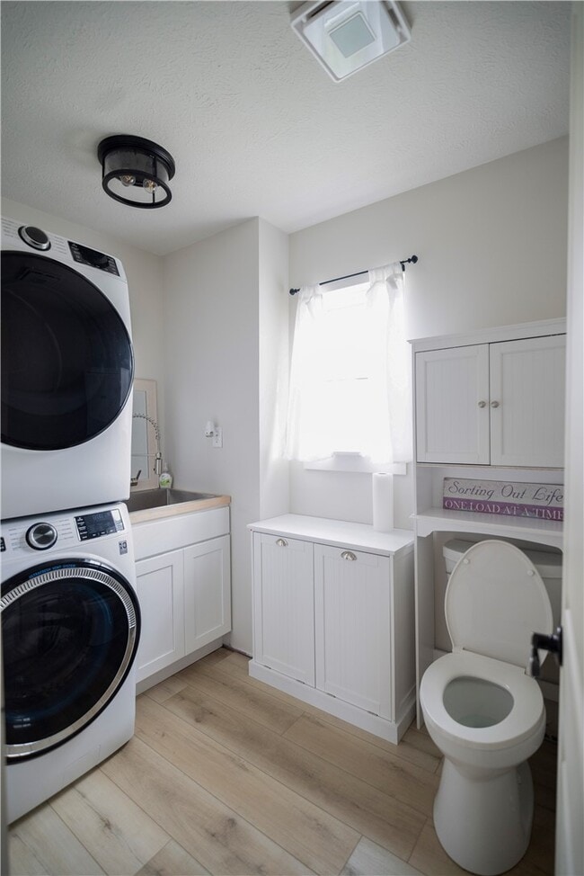 Building Photo - 161 West Ave