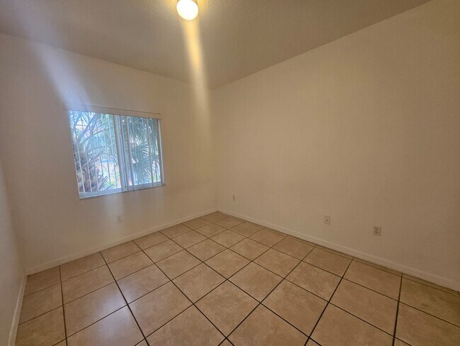 Building Photo - 13216 Villa Vista Dr