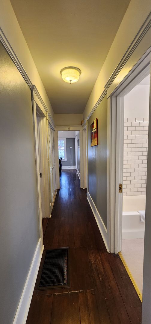 Building Photo - Single Family Fully Furnished Home with Al...