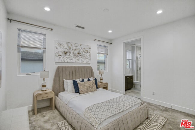 Building Photo - 20248 Willoughby Ln