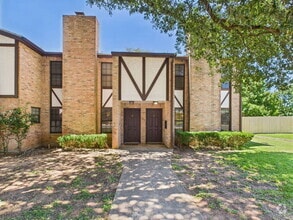 Building Photo - 2-Bed Duplex on Frederick Road !"