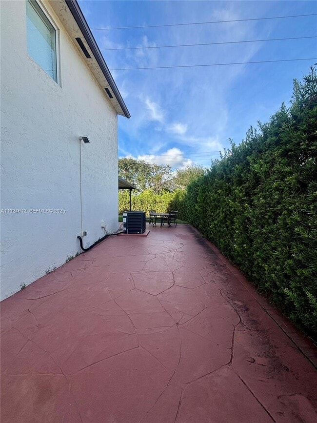 Building Photo - 13765 SW 160th Terrace