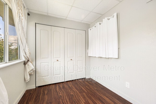 Building Photo - 9030 W 64th Pl