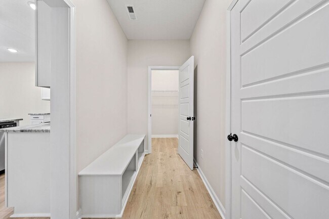 Building Photo - 217 Wesson Dr