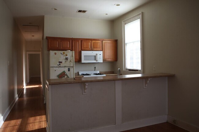 Building Photo - 436-438shenn