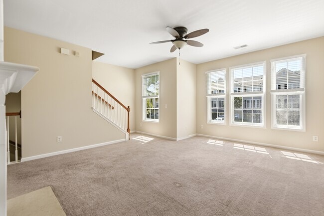 Building Photo - 1406 Hamlin Park Cir